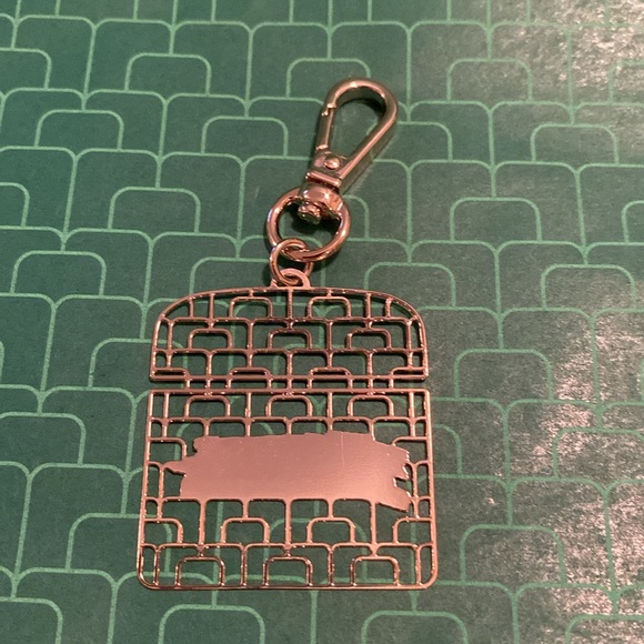 La Mer vintage style collectible keychain - Picture 4 of 4